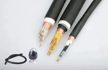 什么是低烟无卤化合物？其属性和应用领域