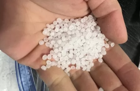 如何调整TPU材料的密度以优化海底电缆或特种电缆的耐水解性