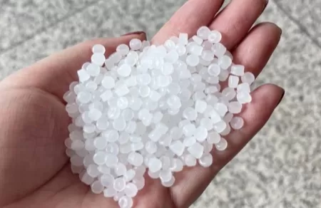 XLPE在光伏电缆和风电电缆中的应用和优势