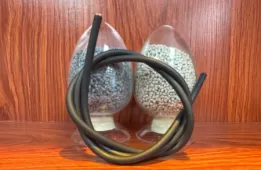 光伏电缆用低烟无卤交联聚烯烃材料选择辐照交联还是硅烷交联？